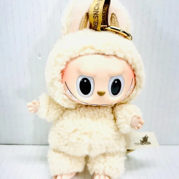 POP MART Labubu The Monsters Exciting Macaron Plush Toffee, Soy